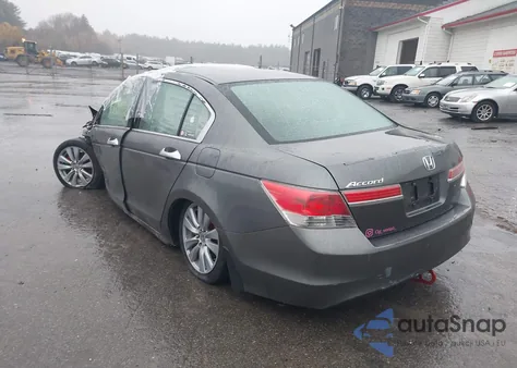 2011 Honda Accord 2.4 Ex z USA, uszkodzony, nr VIN 1HGCP2F71BA089634